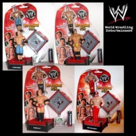 LUCHADORES EN RING (STAND Y BOLIGRAFOS). FIGURA 11CM Y RING 6X6CM